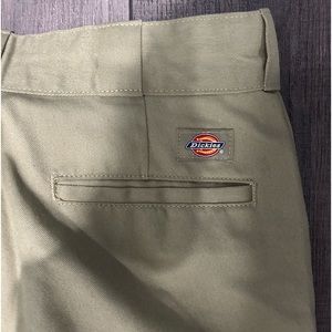 NWOT Dickies purchased from Urban Outfitters. Never worn.
